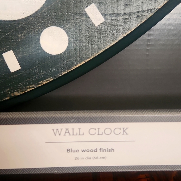 Wall Clock - Picture 2 of 3